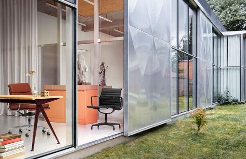Vitra Aluminium Chair Aktion2